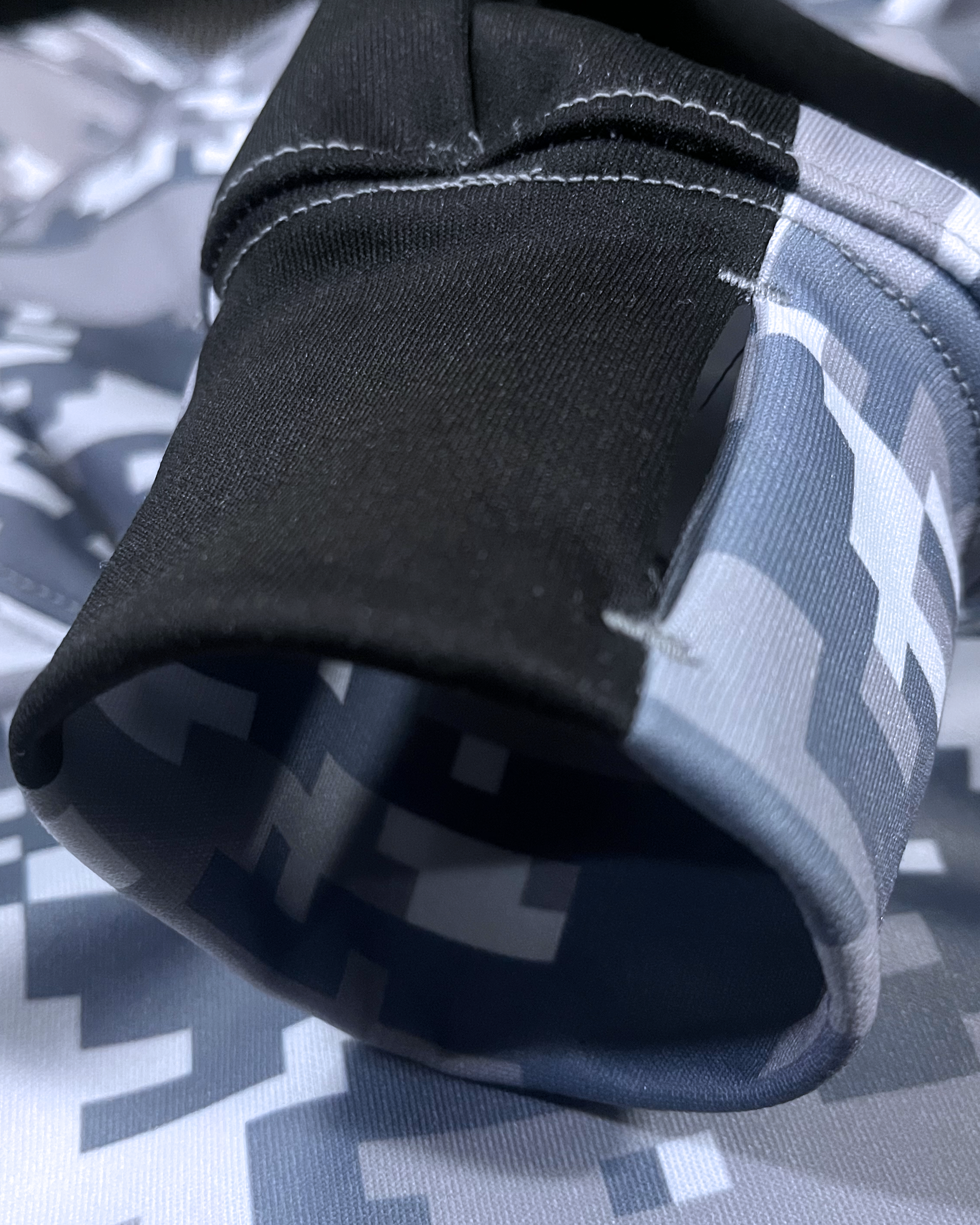 Heavy Performance Fleece Hoodie w/ Front Pocket